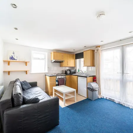 Tolcarne Hostel Newquay (Cornwall)